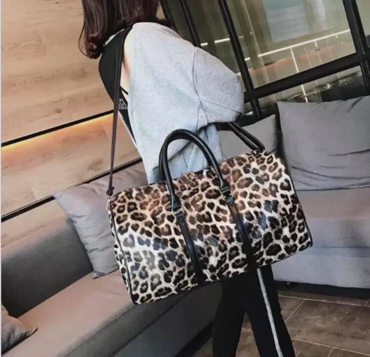 Weekender bag- Grey Leopard