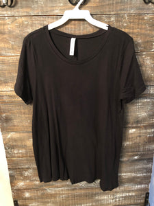 Black tee with Flowy fit
