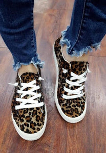 Leopard print comfort sneakers